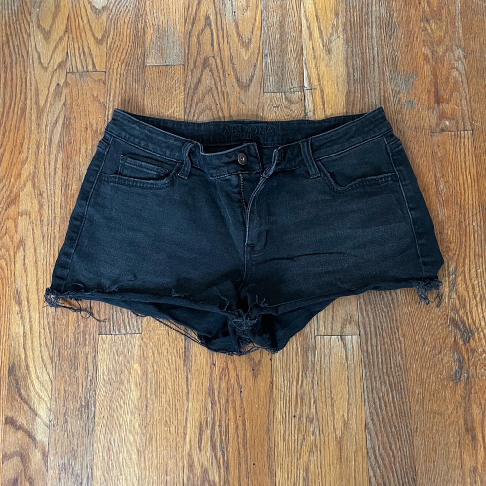 Black distressed short shorts